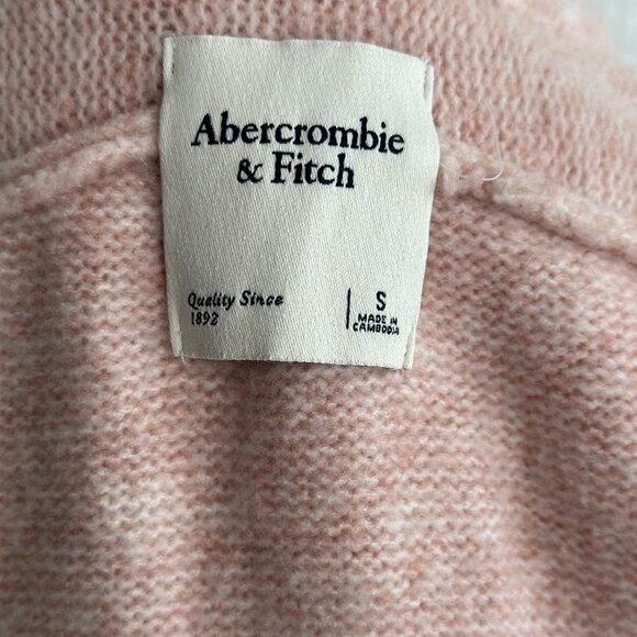 Abercrombie & Fitch Soft Pink Crewneck Sweater Size Small - Picture 7 of 8